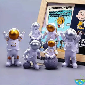 New Astronaut Statue Resin Spaceman Miniature Figurines For Bedroom Office Desk Decoration Accessories Gifts Figurine Astronaut